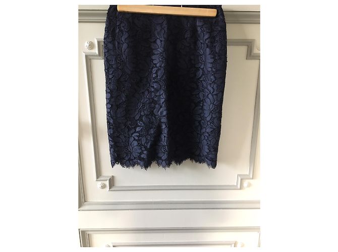 Set giacca e gonna in pizzo blu navy Paule Ka - vista 4