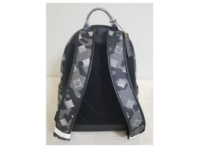 MCM Camo - vue 2