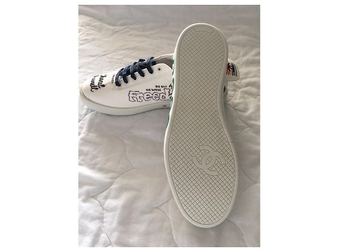 Chanel x Pharell Williams Bianco - vista 6