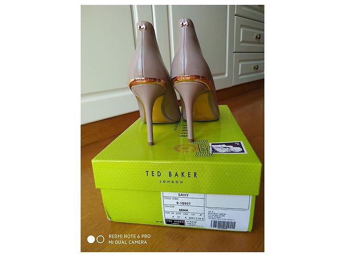 Ted Baker Saviy 9-15957 Nerz (Nude Pink) Pumps aus Lackleder Beige - Ansicht 9
