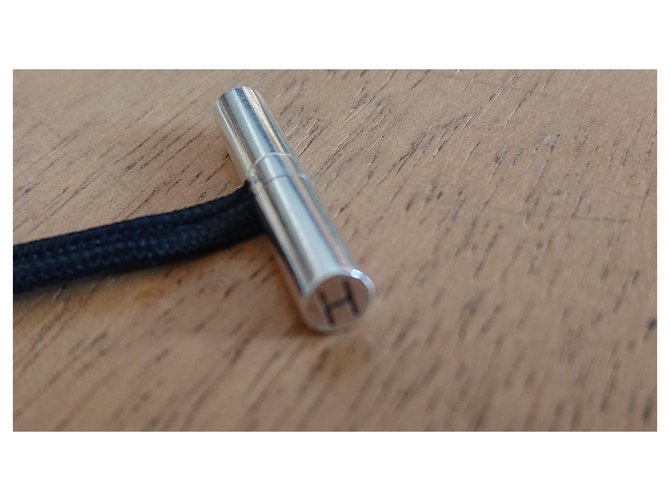 Hermès Kapitän Schwarz Silber - Ansicht 4