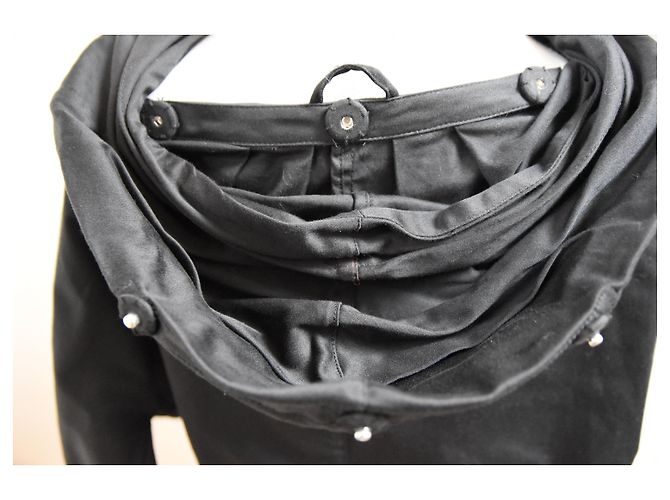 Nuova giacca nera Gestuz con cappuccio pieghevole. XS / S Nero - vista 7