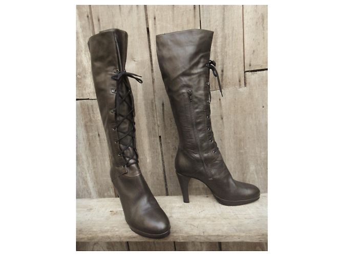 Stivali stringati Max Mara in pelle marrone scuro - vista 2