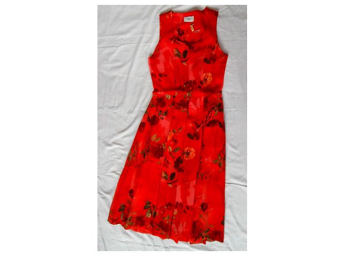 Zapa Kleid, rot mit Blumenmuster - Ansicht 7