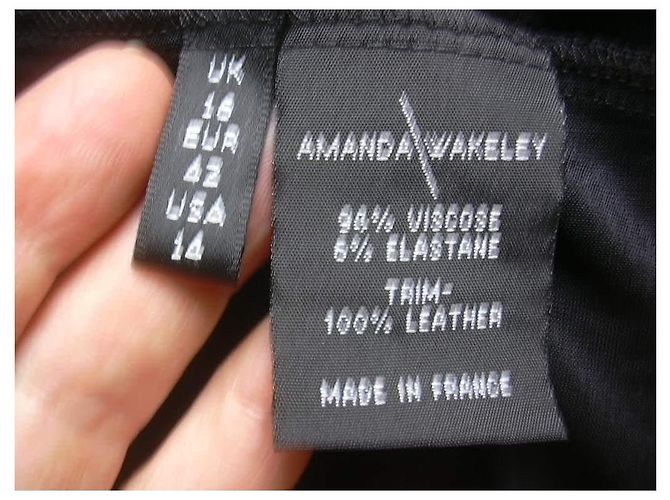 Amanda Wakeley Kleid aus schwarzer Viskose - Ansicht 8