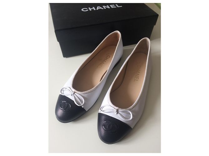 Chanel Ballerine Nero Bianco - vista 2