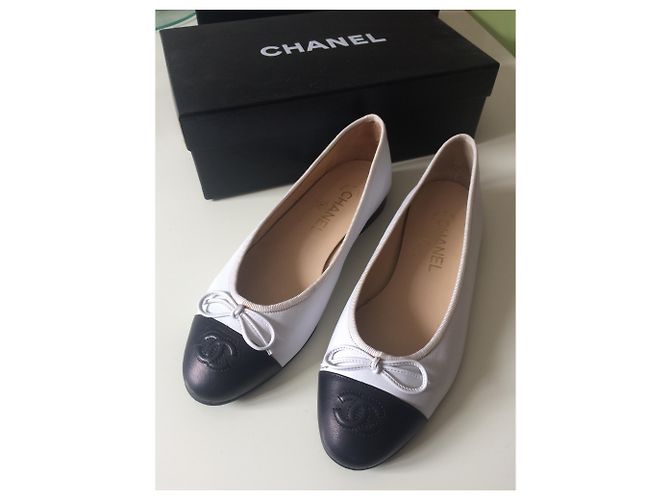 Chanel Ballerine Nero Bianco - vista 5