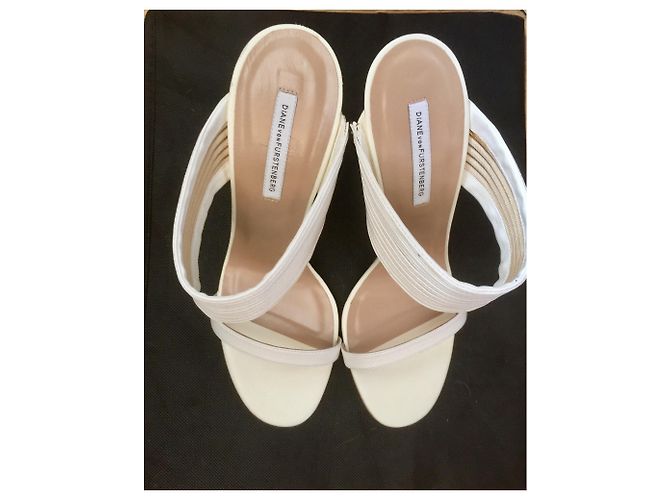 Diane Von Furstenberg Sandali con zeppa DvF Valencia - vista 4