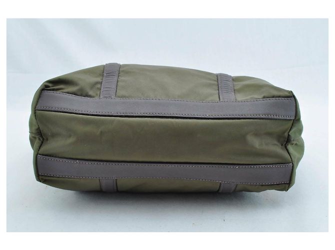 Prada Vintage Schultertasche - Ansicht 4