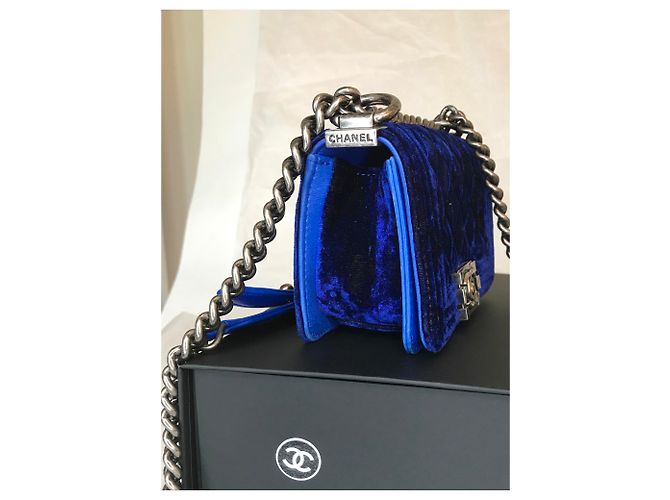 Chanel Boy Mini Velvet con scatola Blu Blu scuro - vista 13