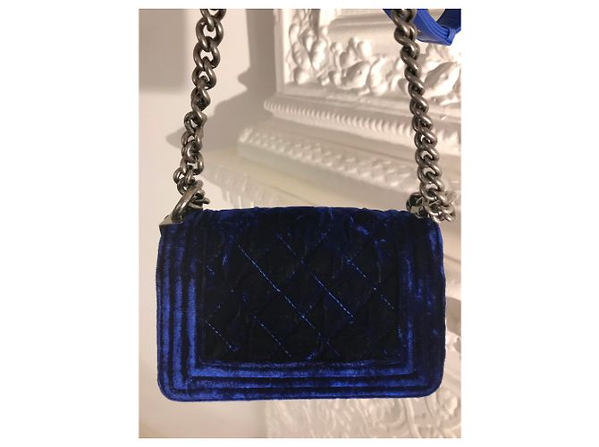 Chanel Boy Mini Velvet con scatola Blu Blu scuro - vista 6