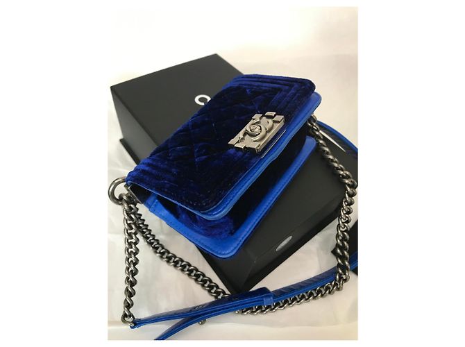 Chanel Boy Mini Velvet con scatola Blu Blu scuro - vista 8