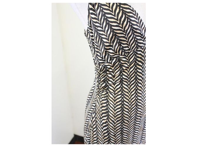 Vestido Diane Von Furstenberg Cathy de seda estampado chevron Negro Caramelo - vista 6