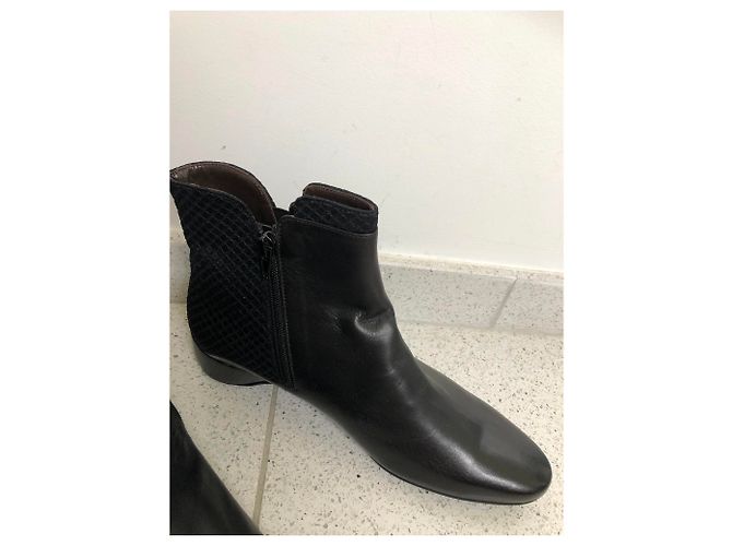 Autre Marque Stivaletti Brunate in pelle nera Nero - vista 7