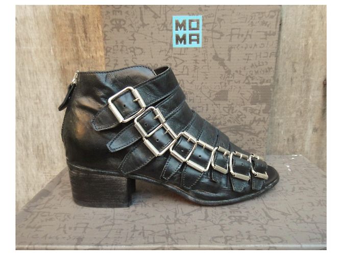 Sandali Moma in pelle nera con 8 fibbie Nero - vista 3