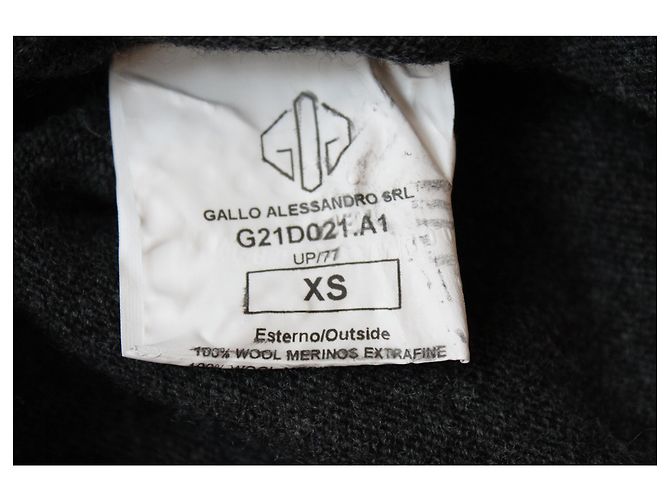 Wunderschöne Strickjacke von Golden Goose Deluxe Brand®. - Ansicht 8