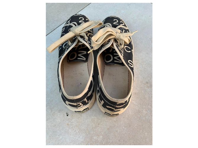 Chanel Scarpe da ginnastica Nero Beige - vista 3