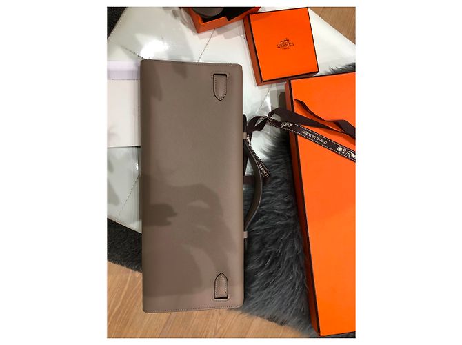 Corte Hermès Kelly Gris - vista 3