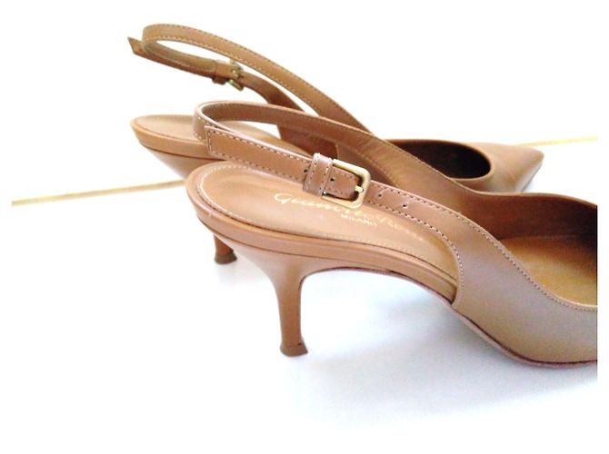 Gianvito Rossi Slingback Pumps Hellbraun Leder 38 - Ansicht 7