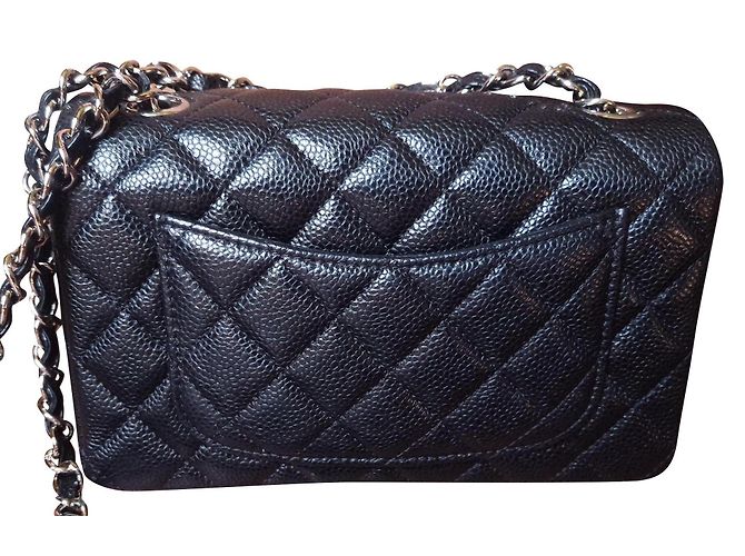 Borsa Chanel Classic Mini Timeless in caviale di pelle di vitello Nero - vista 2