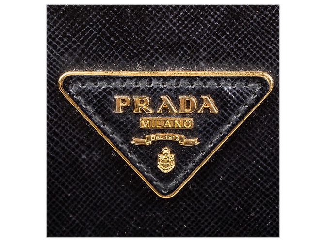 Borsa a mano Prada in piramide saffiano nera - vista 13
