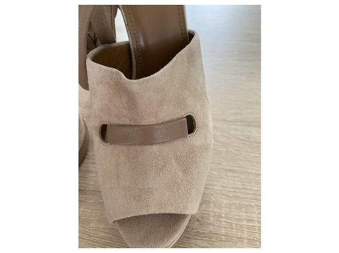 Aquazzura Tacchi in pelle scamosciata e pelle Taupe - vista 8