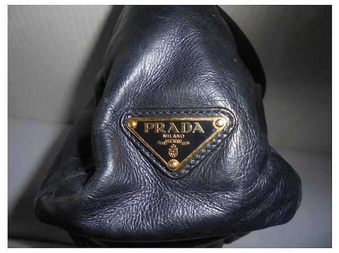 PRADA MODELO DE BOLSA DE COURO NEUD - vista 3
