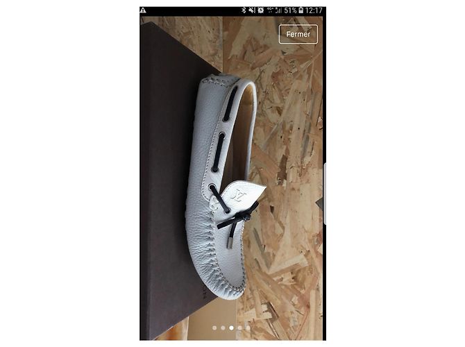 Louis Vuitton Mocassini Slip on Bianco - vista 3