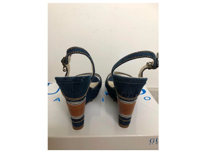 Sandali con zeppa Guess in pelle e denim blu - vista 5