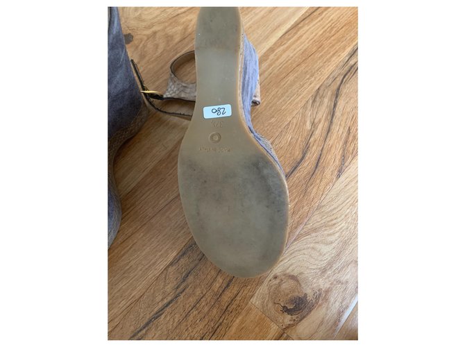 Autre Marque Mules compensées en daim et python beige - vue 5