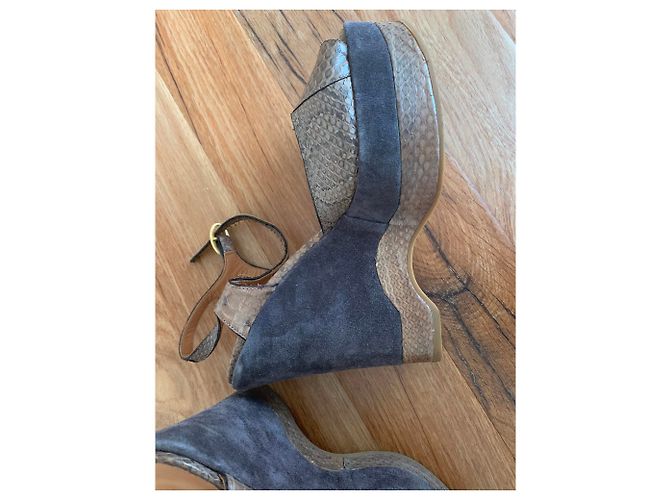 Autre Marque Mules compensées en daim et python beige - vue 6