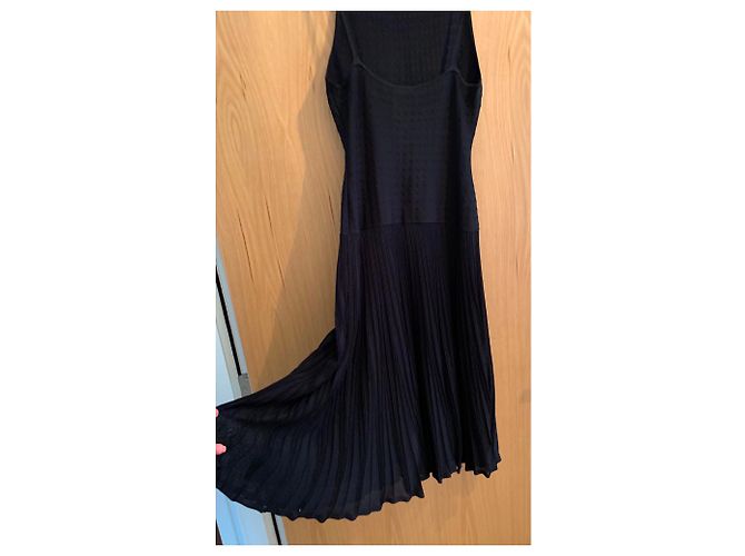 Chanel Kleid schwarz mit Logo - Ansicht 11