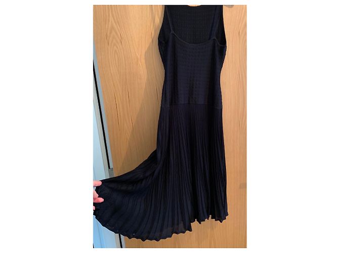 Chanel Kleid schwarz mit Logo - Ansicht 3