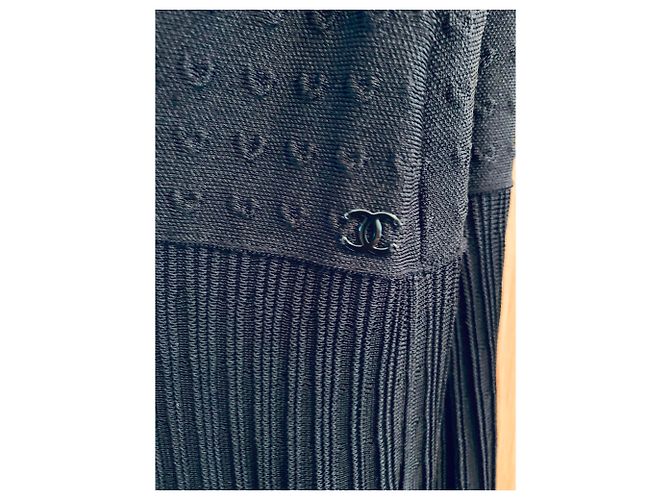 Chanel Kleid schwarz mit Logo - Ansicht 6