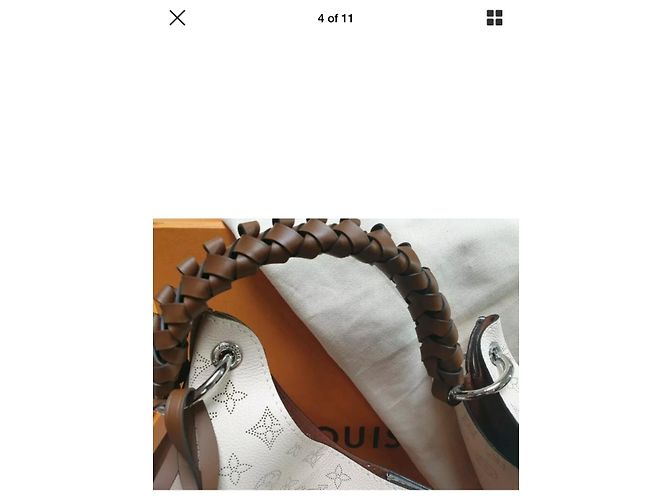 Beverly Louis Vuitton Carmel Hobo Beige - vista 5