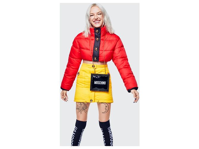 Bombardero recortado Moschino x HM - vista 4