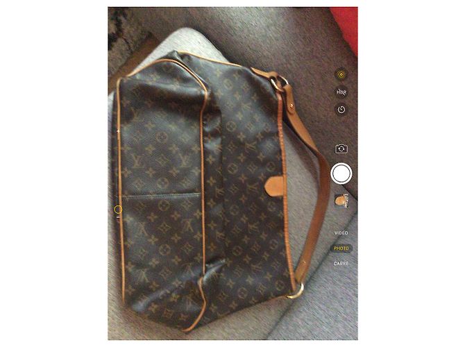 Louis Vuitton Delizioso modello medio Marrone - vista 3