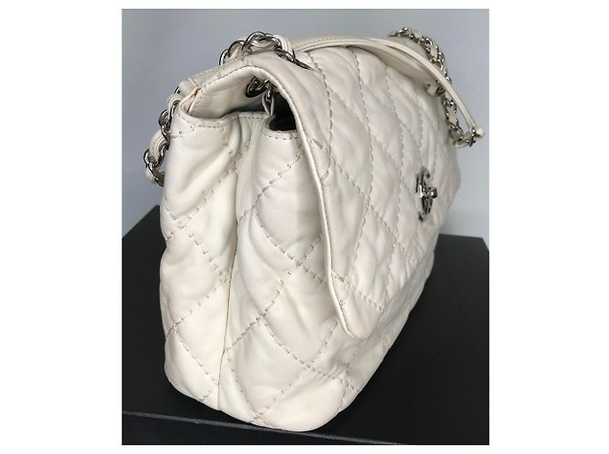 Timeless Maxi borsa senza tempo con scatola Chanel Beige Crema - vista 11