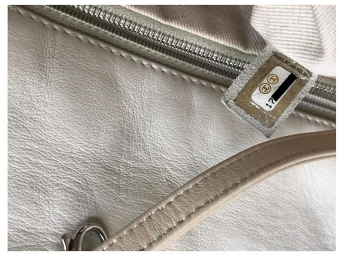 Timeless Maxi borsa senza tempo con scatola Chanel Beige Crema - vista 16