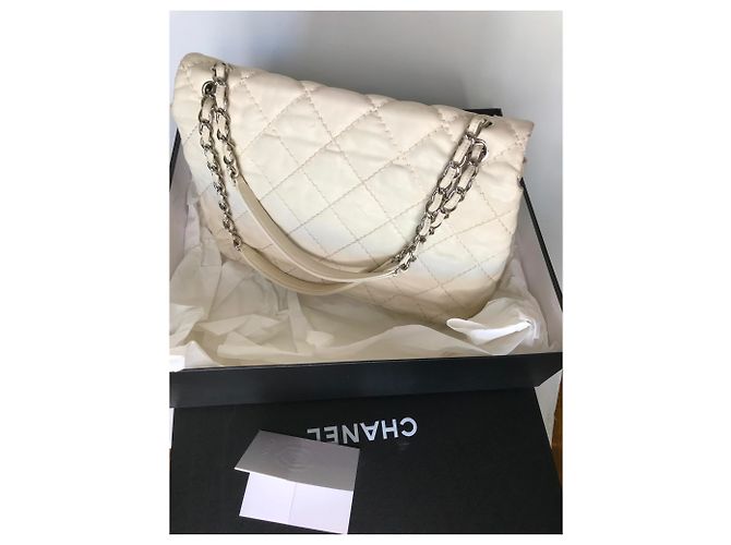 Timeless Maxi borsa senza tempo con scatola Chanel Beige Crema - vista 31