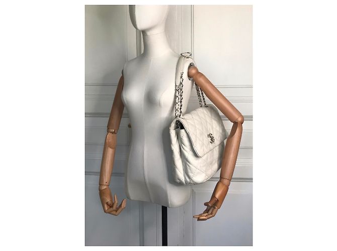 Timeless Maxi borsa senza tempo con scatola Chanel Beige Crema - vista 4