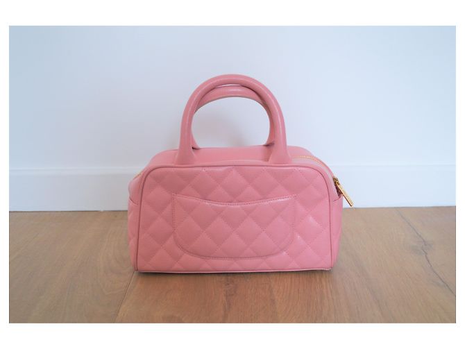 CHANEL - Bowling di caviale rosa - vista 3