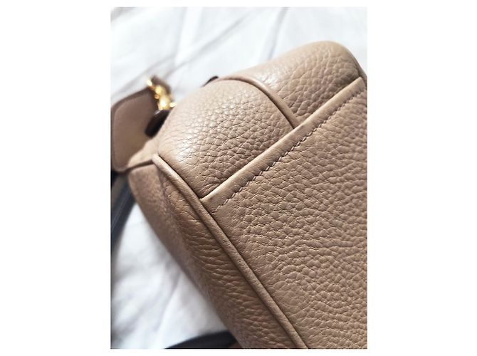 Borsa Prada in pelle martellata beige rosa - vista 9