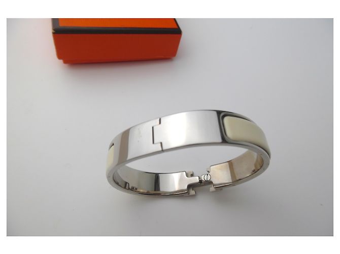 Pulseira Hermès Clic Clac PM Prata e Marfim Creme - vista 4