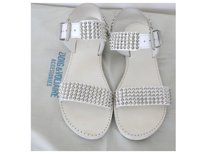 Zadig & Voltaire sandali bianchi con borchie - vista 3