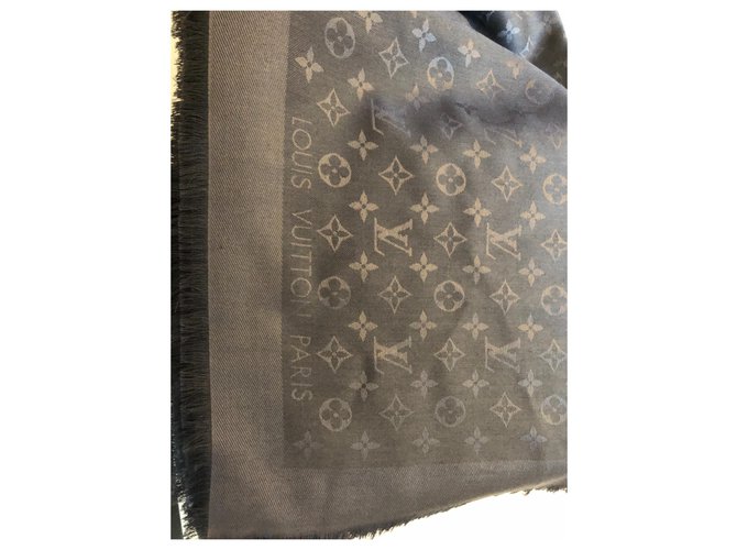 Chal Louis Vuitton Antracita de Seda y Lana 140x140 cm Gris antracita - vista 3