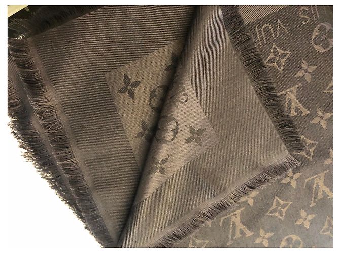 Chal Louis Vuitton Antracita de Seda y Lana 140x140 cm Gris antracita - vista 4