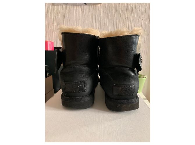 Botines Ugg de cuero negro con Swarovski - vista 3