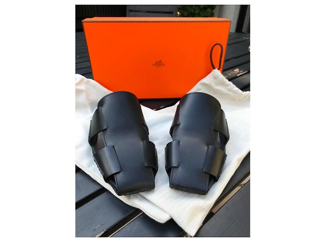 Hermès Mulas Preto - vista 2