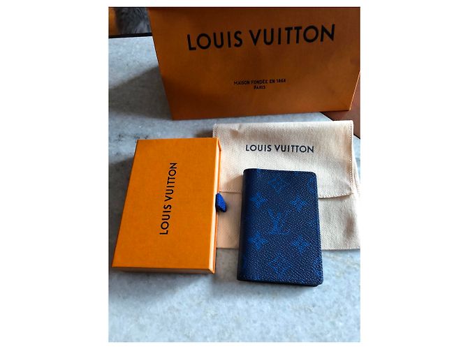 Louis Vuitton taigarama wallet Blue - view 2
